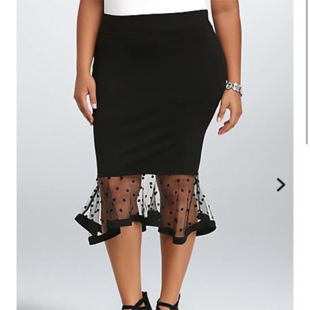 Torrid Black Pinup Pencil Retro Mermaid Skirt Sheer Polka Dot Hem Ruffle 1X